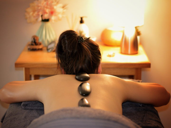 Massage spa hot stone gurugram